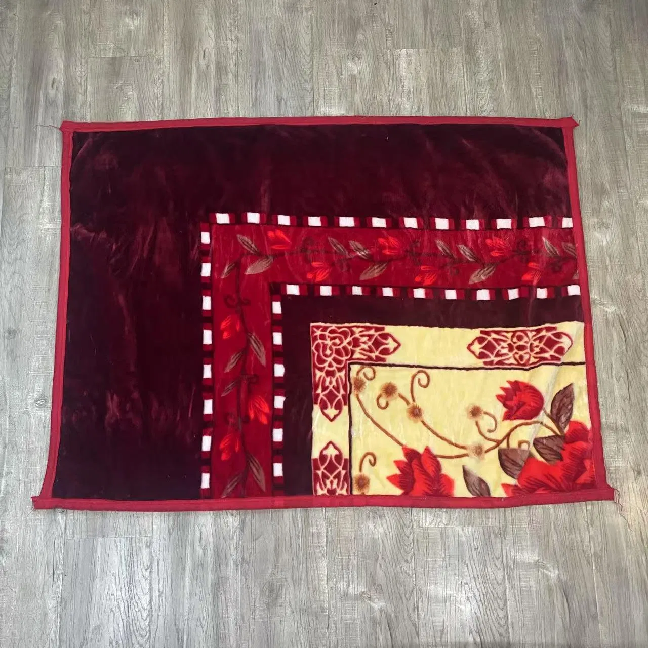 Warm Luxury Custom Wholesale Jacquard Polyester Soft Thick Blanket Fluffy Bed Flannel Fleece Throws Blankets for Sofa Winter