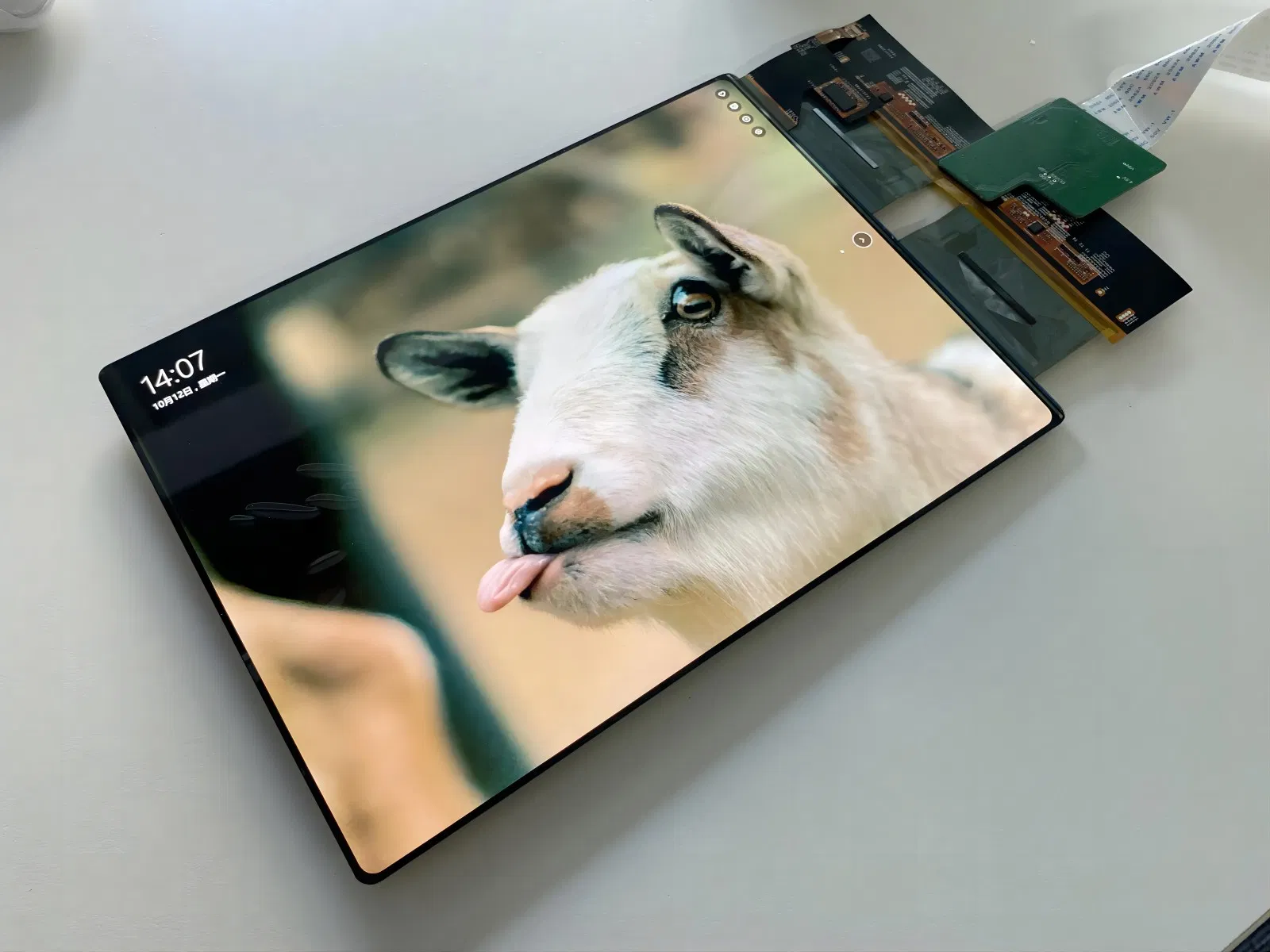 11-дюймовый портативный монитор 2K OLED с сенсорным экраном