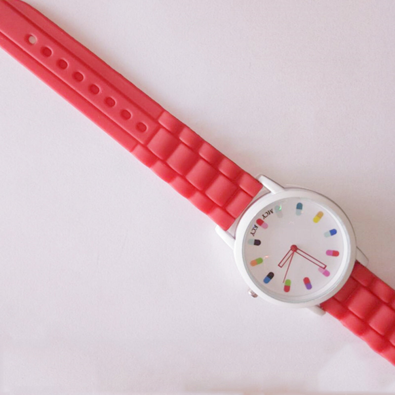 Students Wear Cute Watches with Customized Silicone Accessories