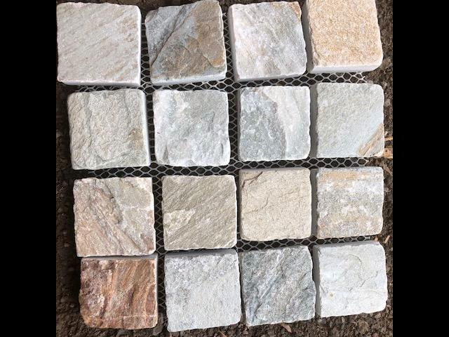 Outdoor/Alfresco Landscaping Paving Stone Natural Quartz/Quartzite Brick Pavers Cobblestone on/with/Mesh