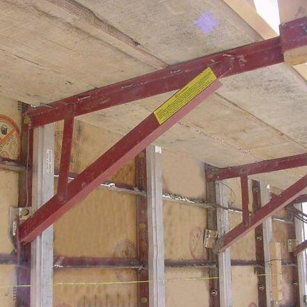 Symons Formwork Hand-Set Scaffolding Bracket for Support Panels