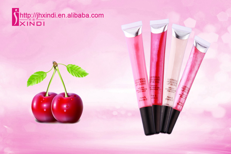 Soft Tube Liquid Lip Gloss with Matt Black Cap