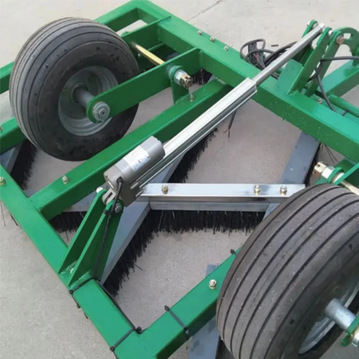 Durable Lawn Brush for Large Sports Fields and Turf Maintenance