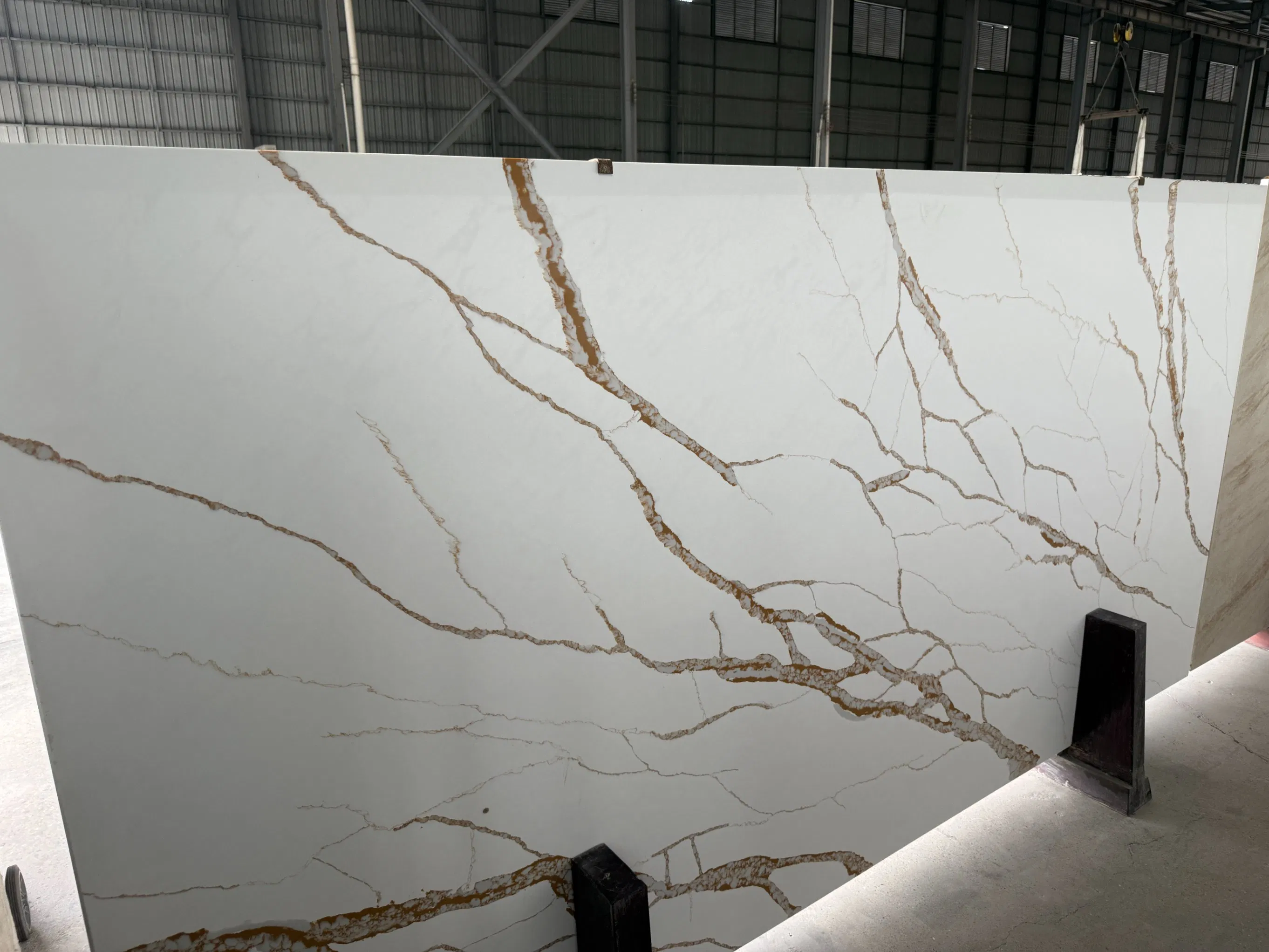 Calacatta White Quartz 0% Silica Slabs Kitchen Countertop Marble Granite Stone Quartz Stone