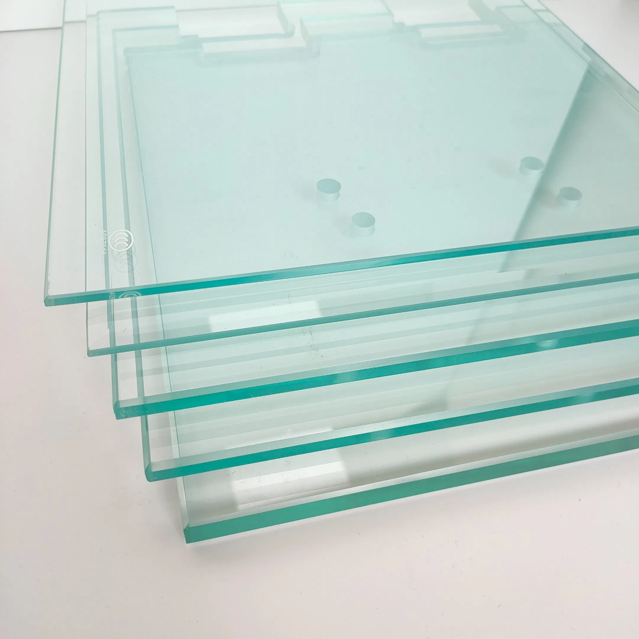 High-Stress Fire-Resistant Glass for Windows, Fire Resistant for 90 Minutes.