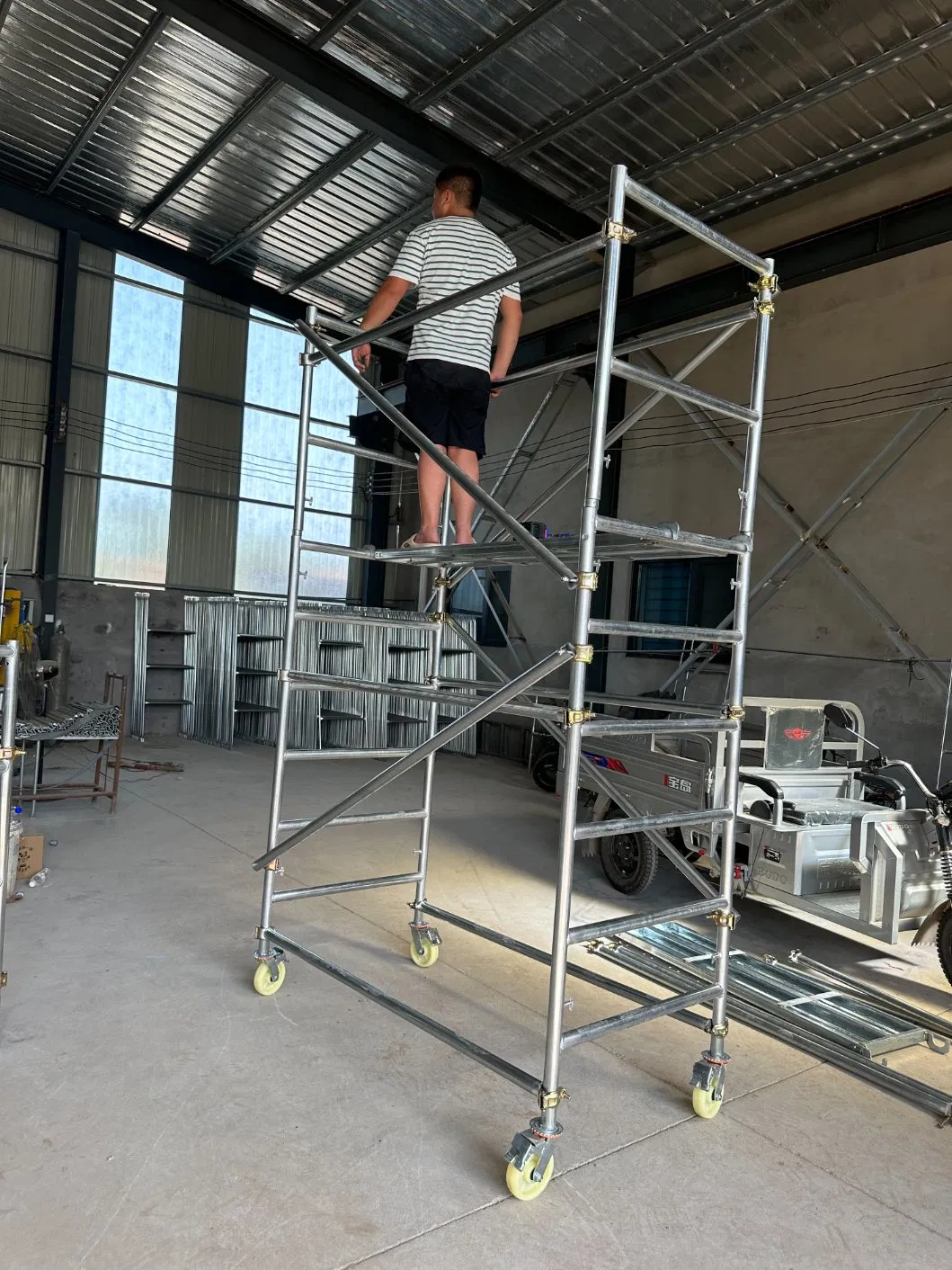 Light Duty Q235 Steel Scaffolding Ladder Step Frame Andamiaje