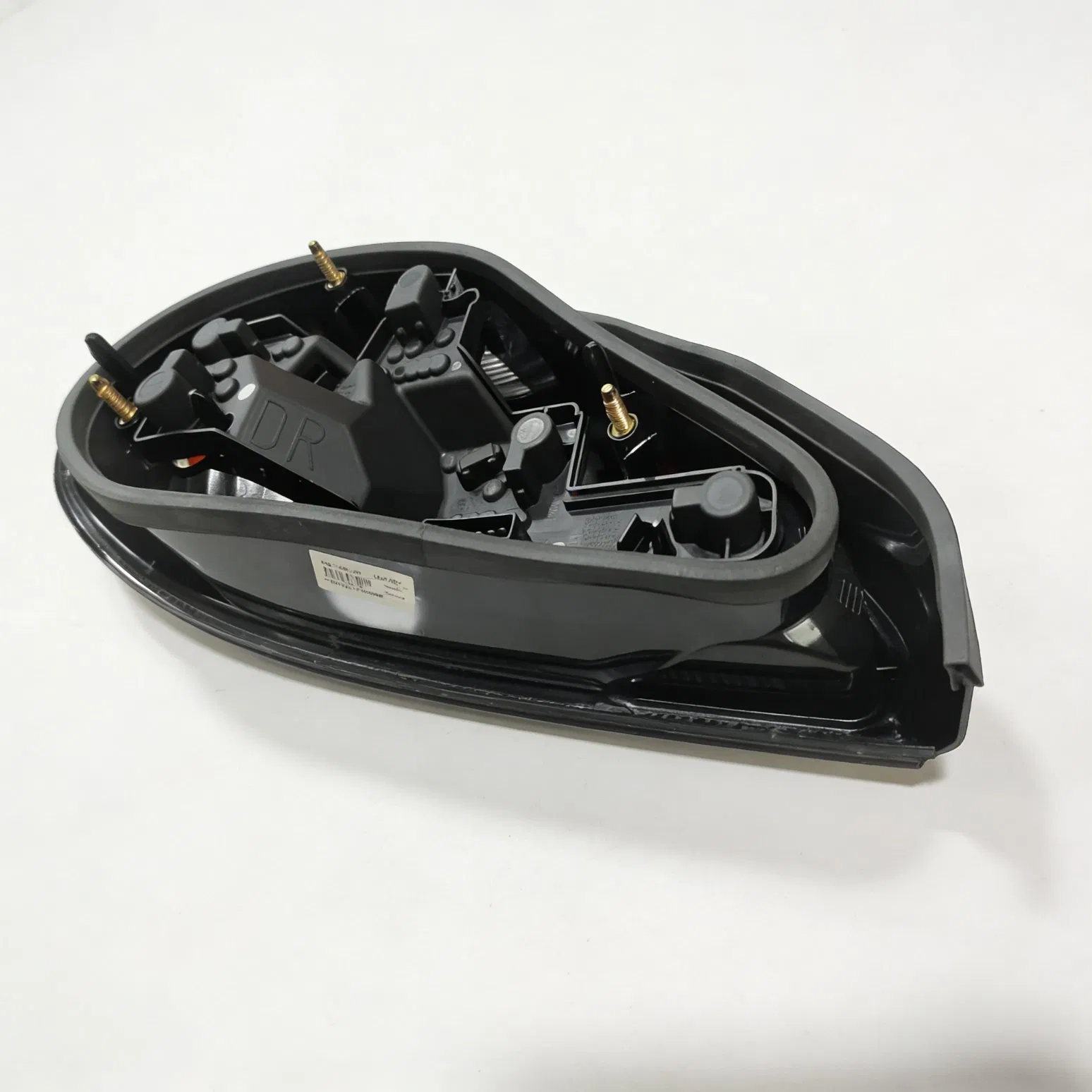 Правый задний фонарь Jaguar X-Type (X400) 2002-2008