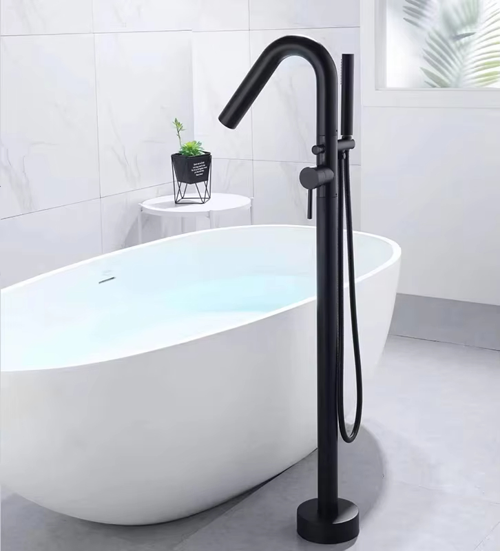 Brass Body Freestanding Bathtub Faucet