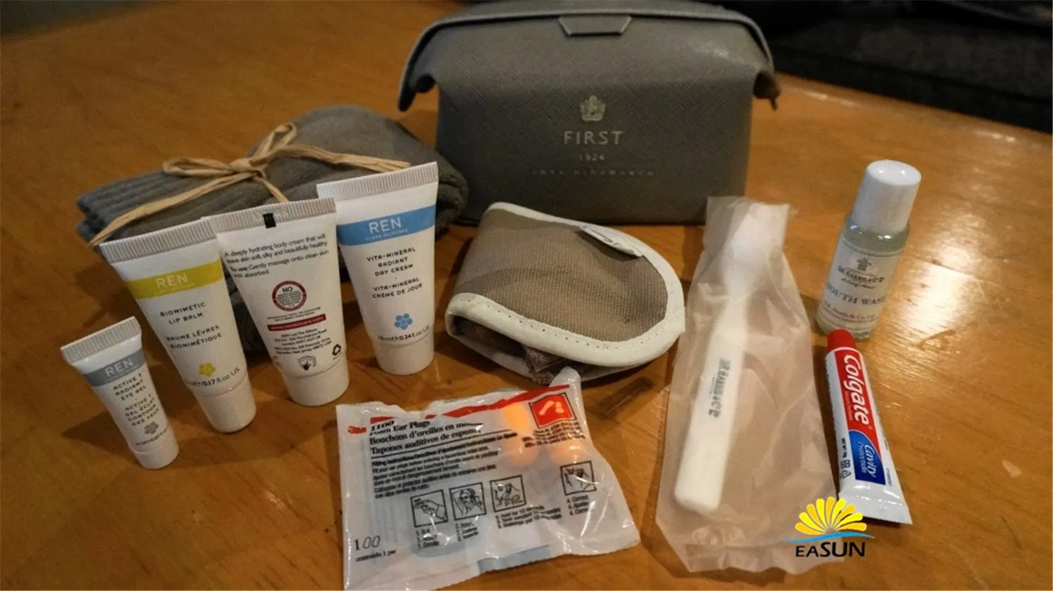 Hospital Disposable Toothbrush Hospital Socks Hospital Amenity VIP Set