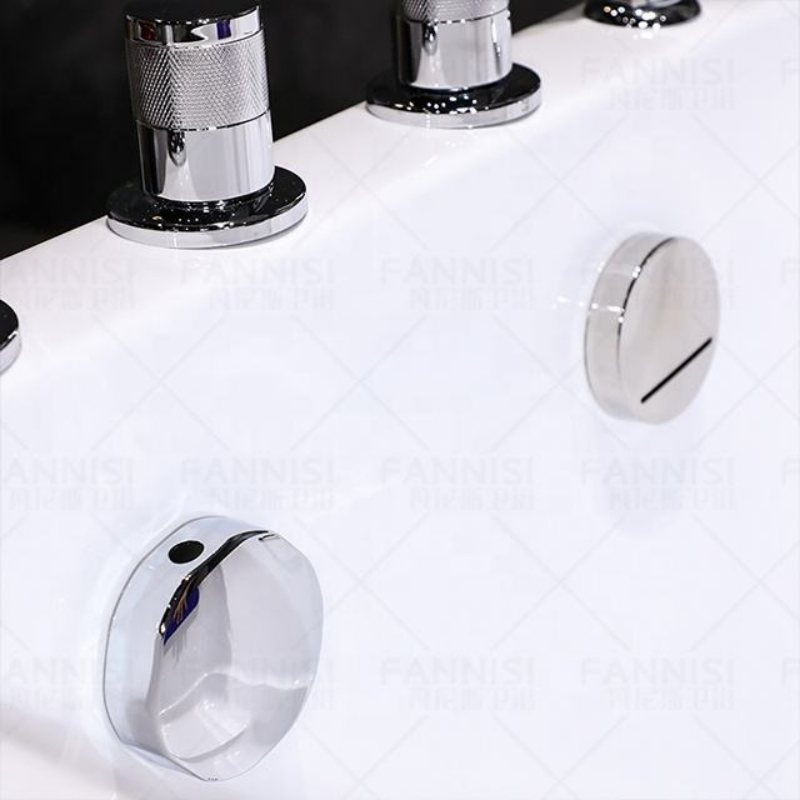 Акриловая гидромассажная ванна SPA для одного человека