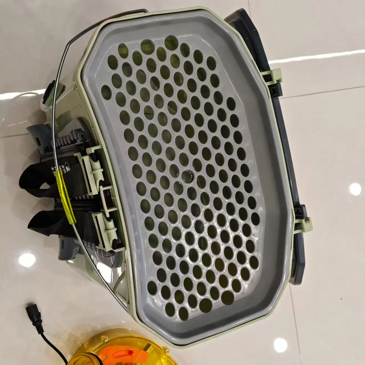 Cost-Effective Rechargeable Electric Fertilizer Applicator for Agriculture