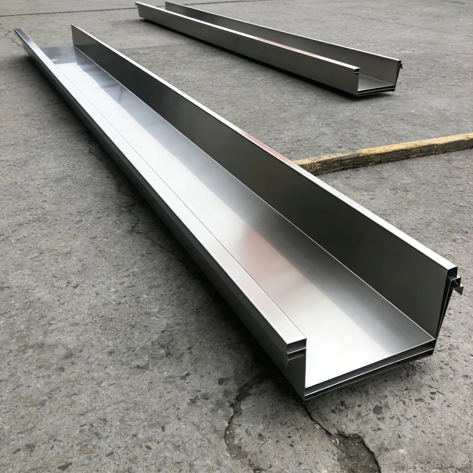 Rustproof Gutter Metal Bracket Outdoor Rain Gutter Support