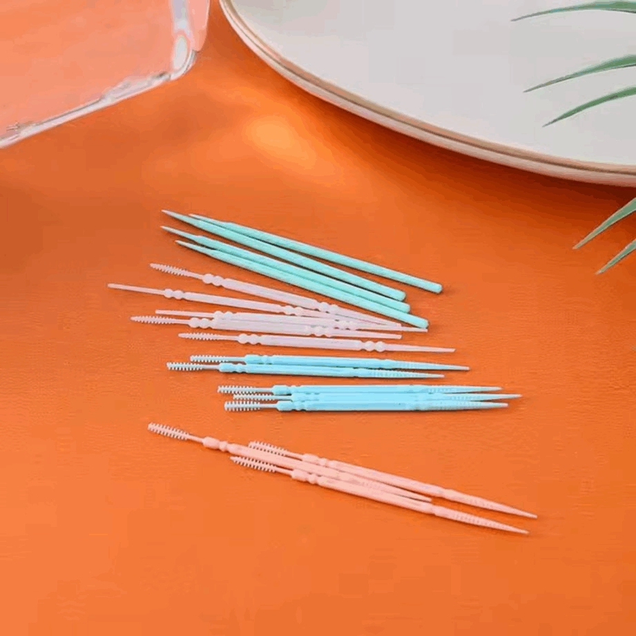 Межзубная щетка с силиконовой ручкой и щетиной DuPont