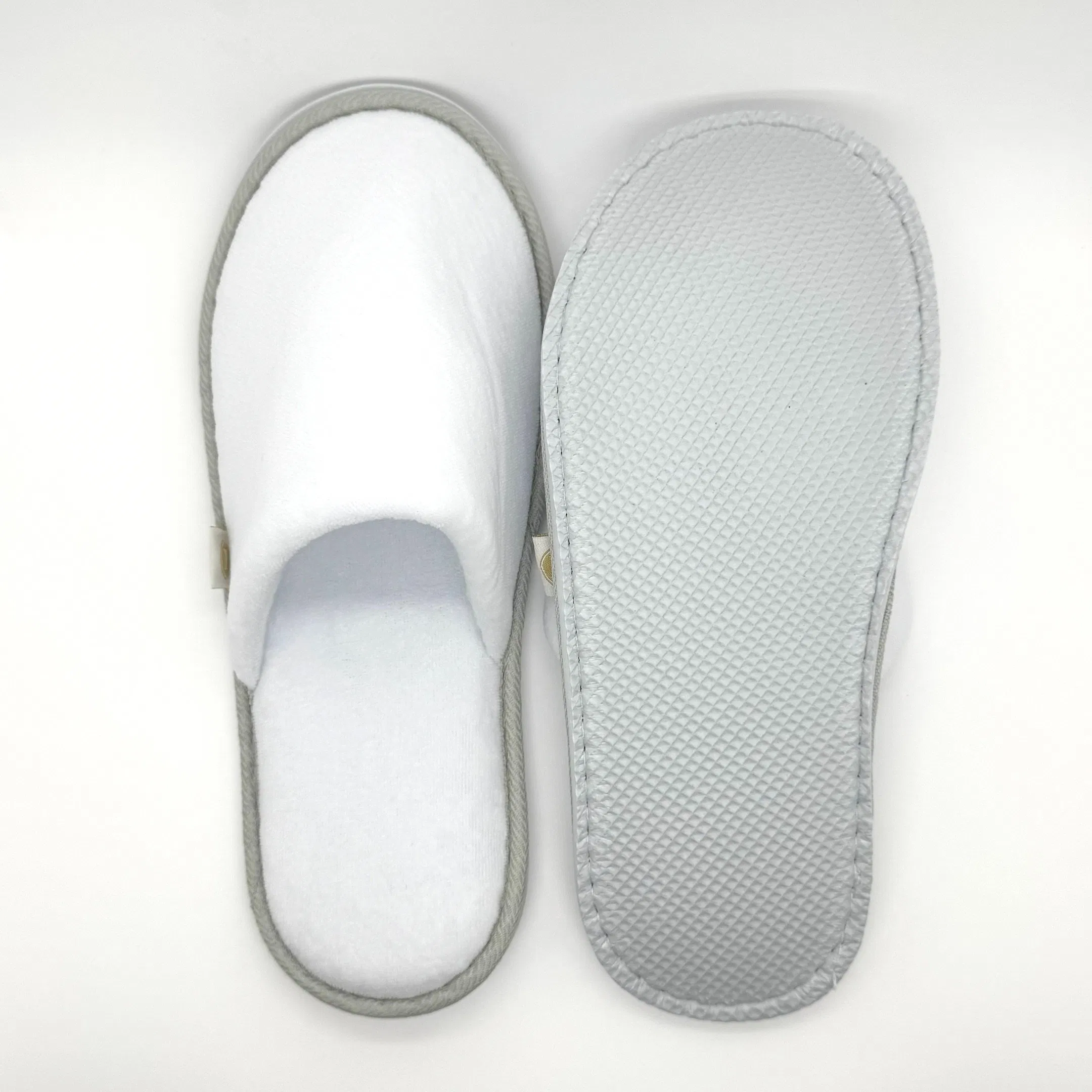 Белые тапочки для отеля и дома с EVA подошвой