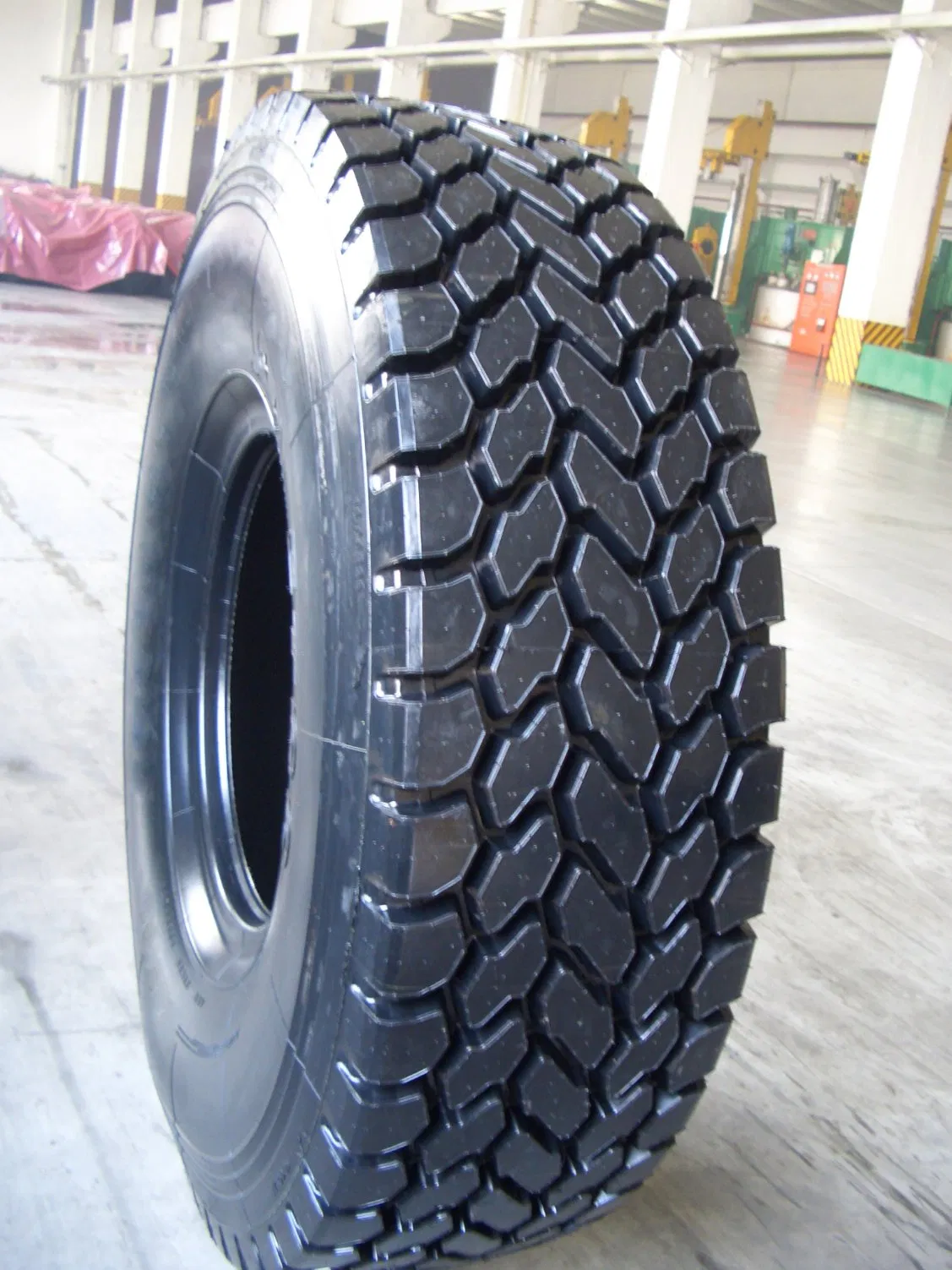 17.5R25 Off-Road Tire для кранов