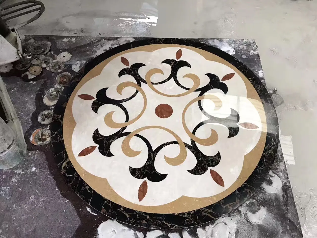 Customized Size Polished Marble Stone Floor Tile Water-Jet Medallion Design for Wall/Floor