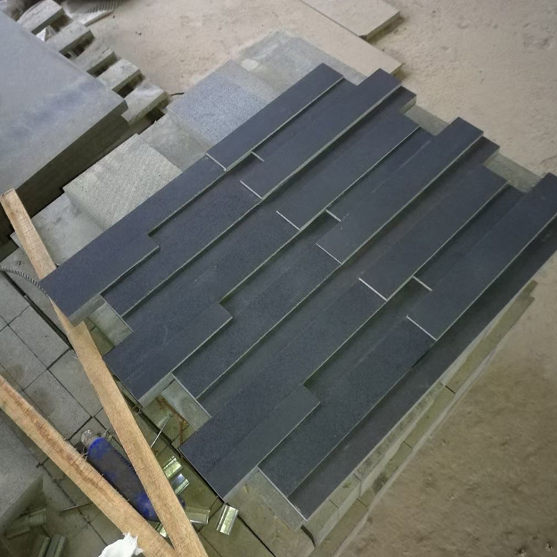 Hainan Black Bluestone Honed/Rough Honed Basalt Paving Flagstone/Tiles/Kerbs for Garden/Villa Project Price