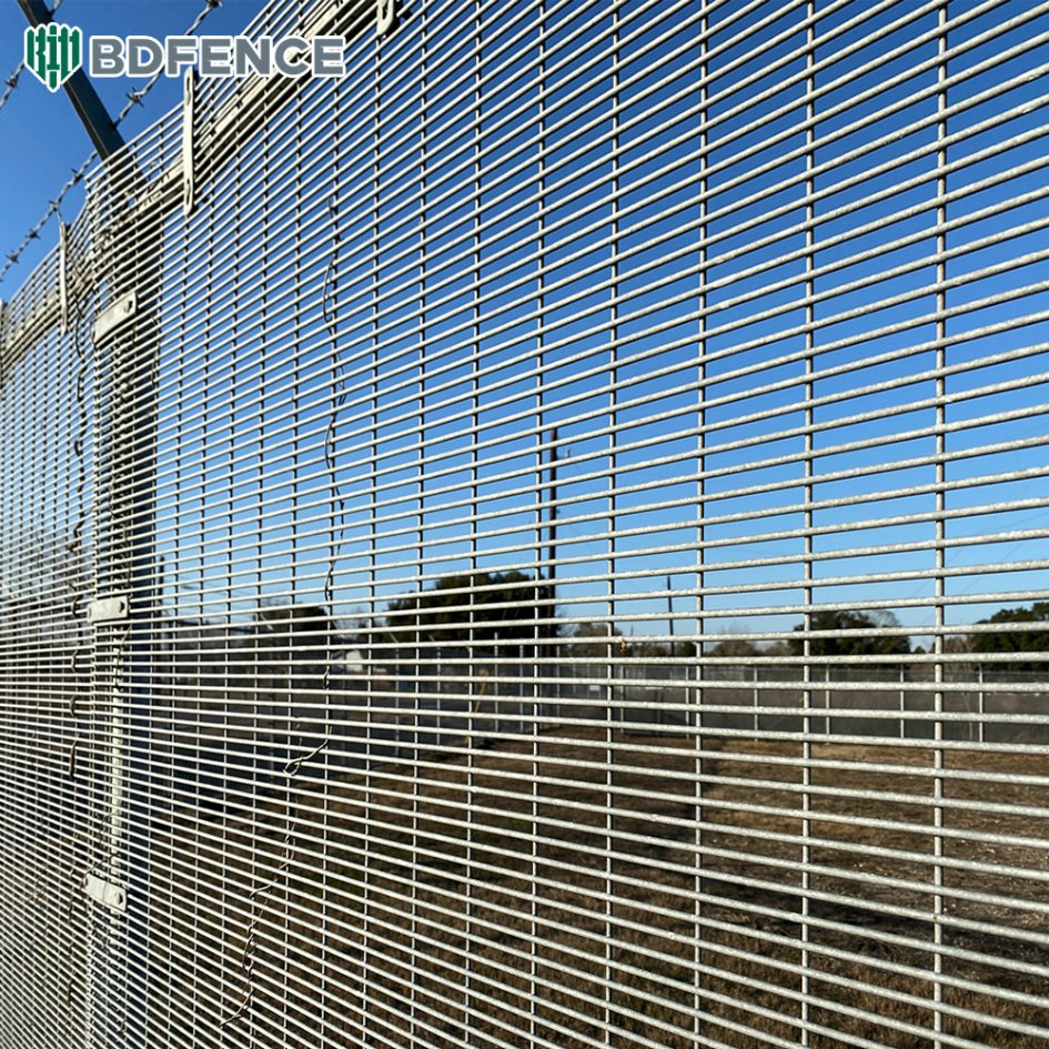 358 China Factory Supply Powder Coated 358 Anti Climb Fence High Security