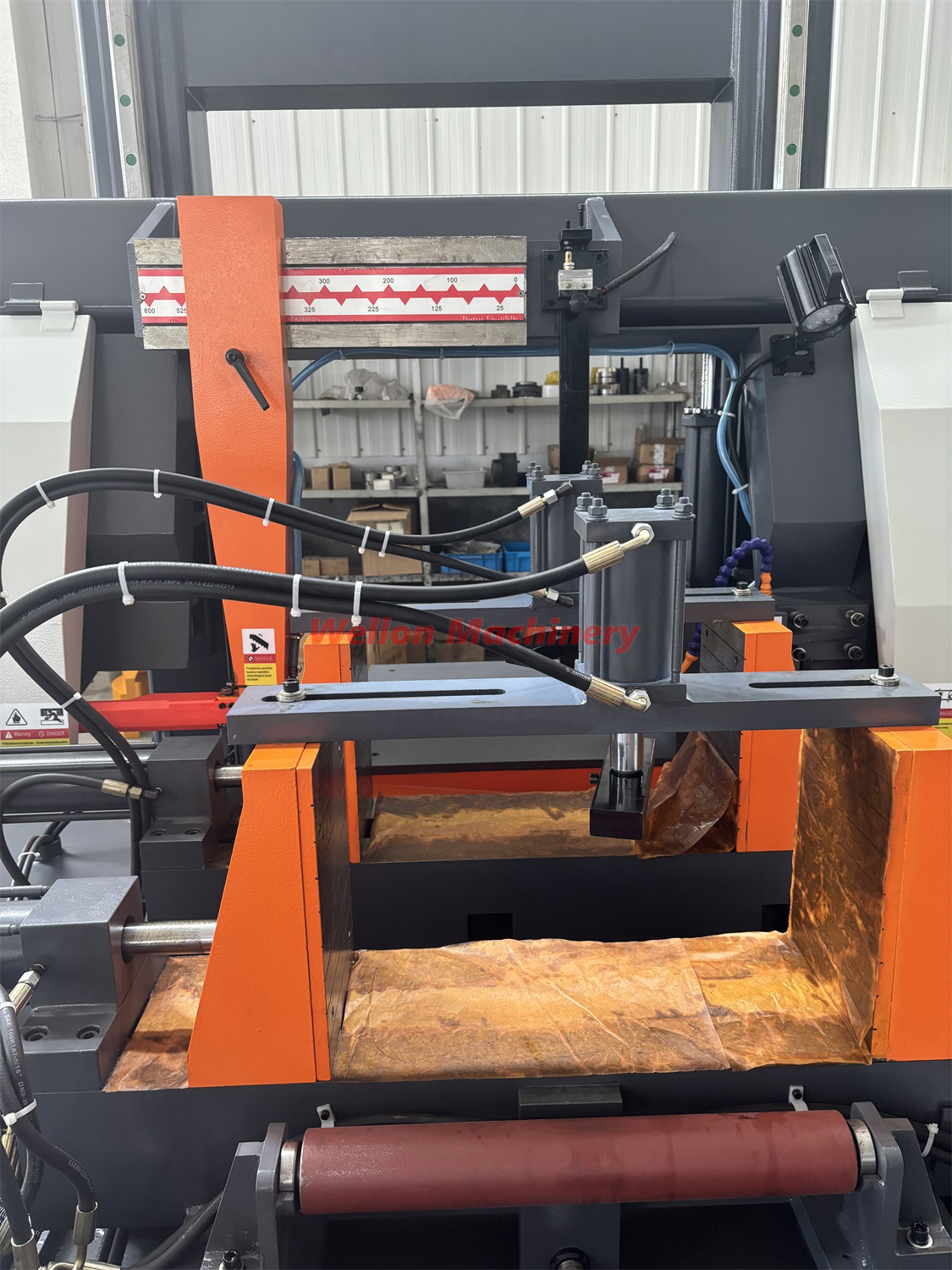 Станок ленточнопильный автоматический с ЧПУ по металлу GHS-4260