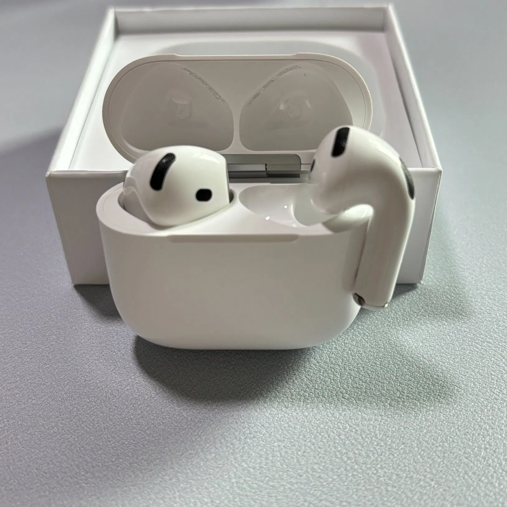 Top 1 Air 4 Wireless Bluetooth Earphones in Ear Space Audio Active Noise Reduction Anc Space Audio HD Call Long Battery Life Headphone