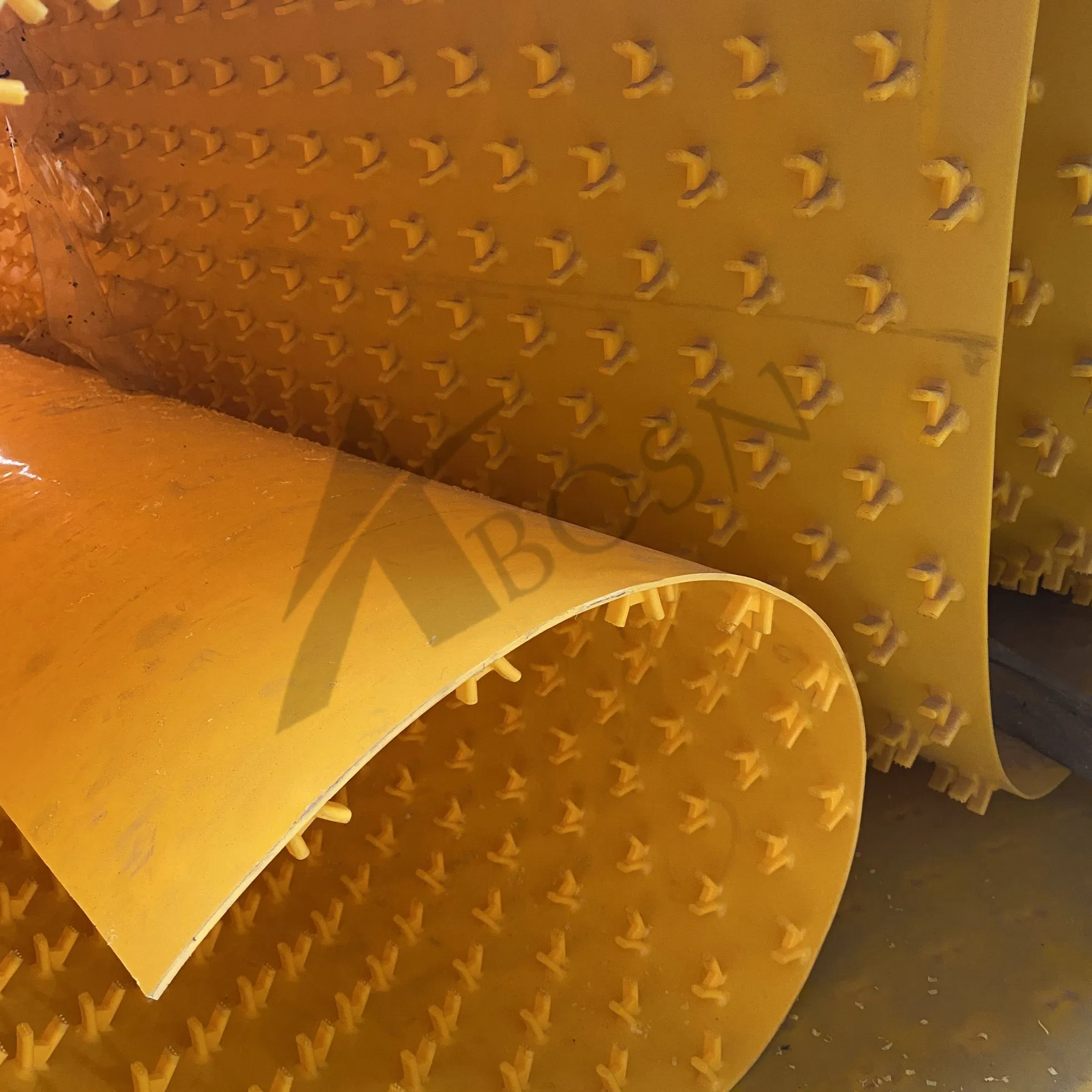 UV-Resistant Yellow HDPE Liner for Concrete Foundation Protection