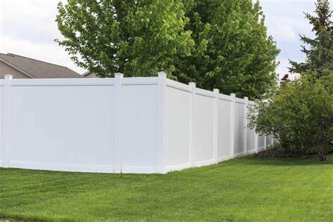 Wholesale Moder Hot Sale Top Quality 6FT. H X8FT. W PVC Privacy Vinyl Garden Fence
