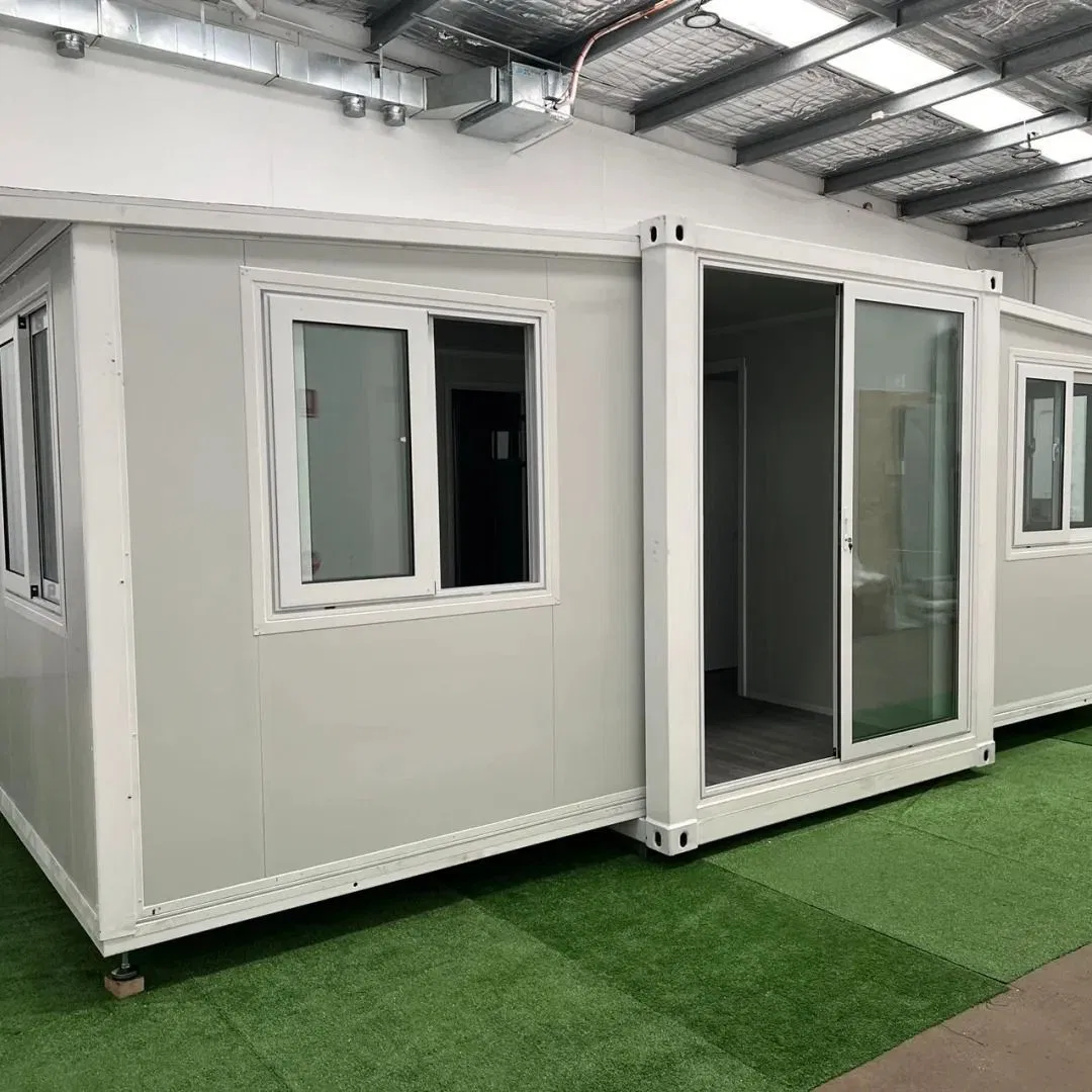 Wholesale 3 Bedroom Luxury 40FT 20FT Movable Foldable Expandable Prefab Container House