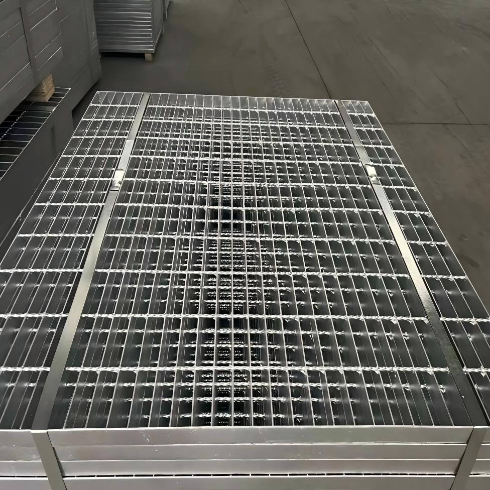 Building Material Hot DIP Galvanised Steel Bar Grating Pressed Steel Grating Drain Grate Trench Cover Stair Tread