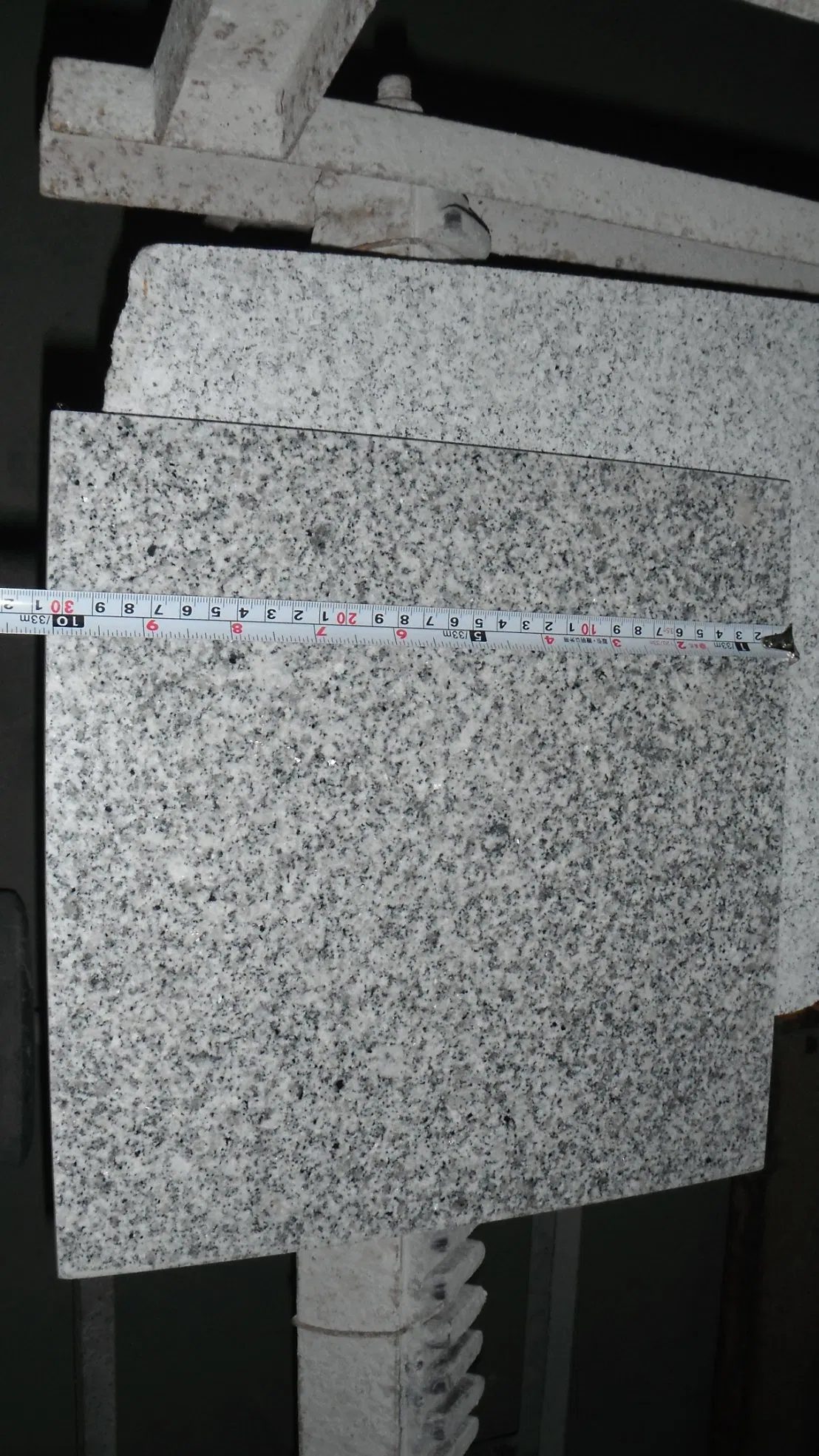 Hot Sale Flamed G623 Light Grey Granite Tile for Wall Decoration and Flooring