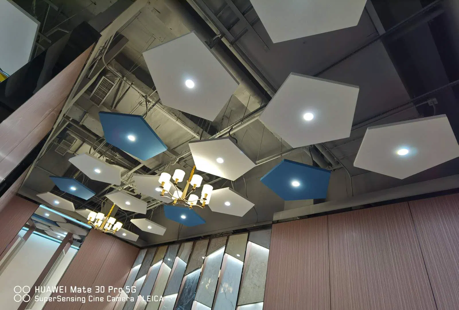 Top-Tier Noise Control Suspended Panels with Integrated Fiberglass Matrix Delivering Nrc 0.9 for Unrivaled Acoustic Excellence