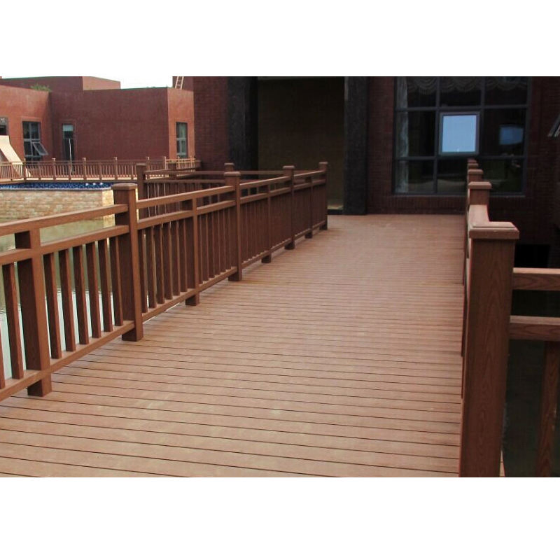 on Sale Wood Plastic Composite Garden Outdoor Fence WPC Fencing Railing