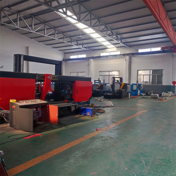 Станок ленточнопильный по металлу