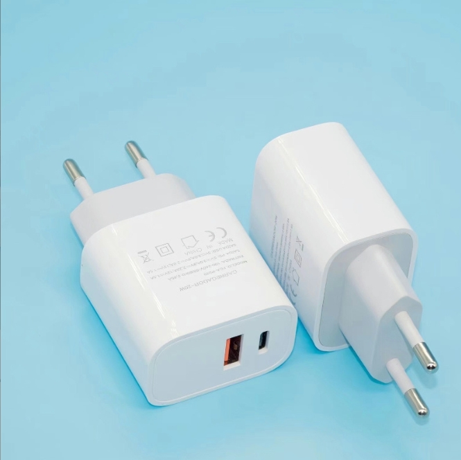 Зарядное устройство 20W с двумя портами USB-C