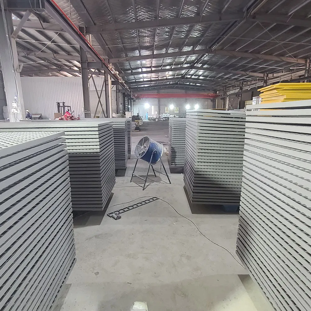 Fiberglass Grating Safety Non-Slip Chemical-Resistant GRP FRP Product Grating Walkways Platms Stairs Industrial Use