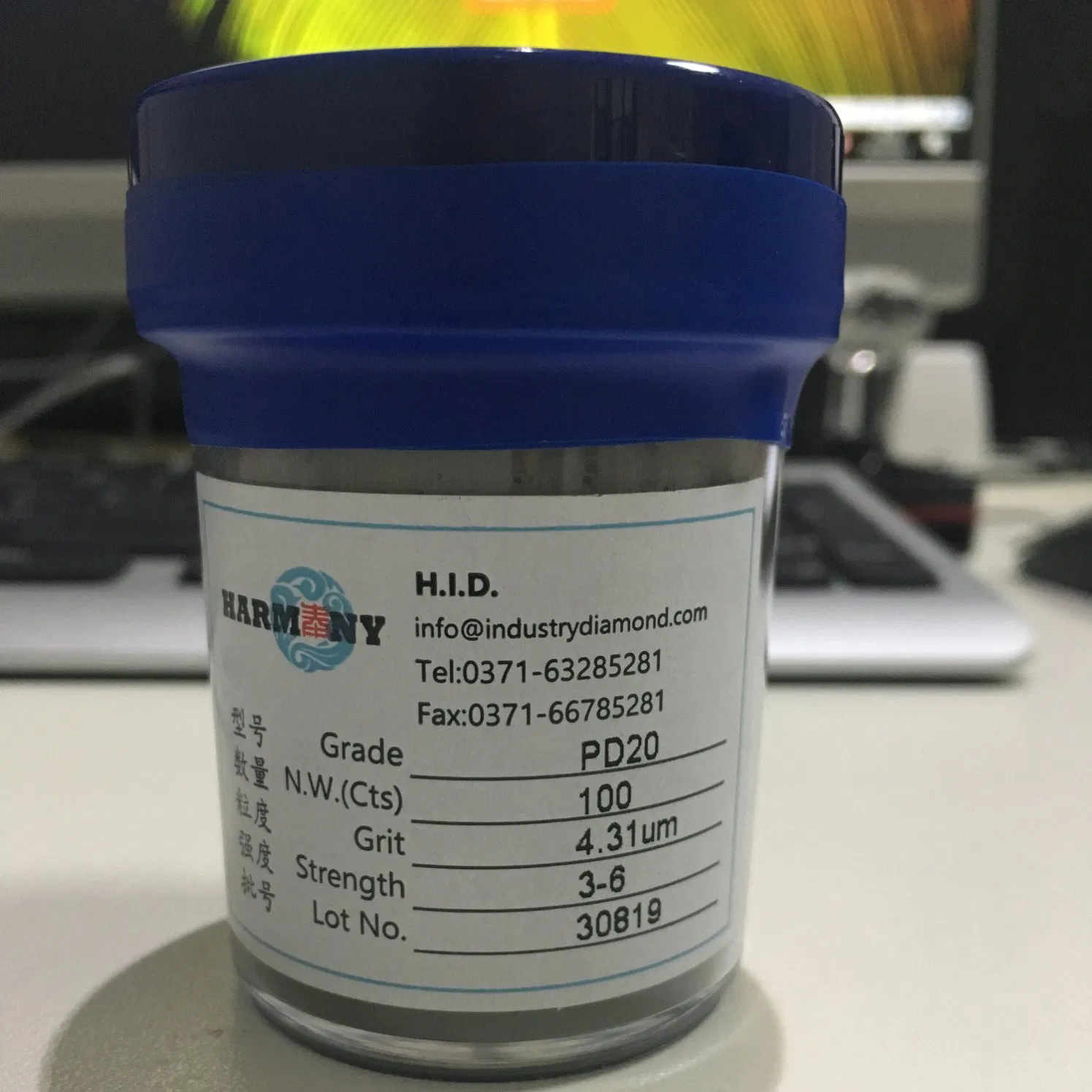 Алмазный порошок Ultra Detonated для полировки полупроводниковых пластин