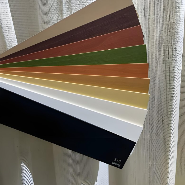 Wooden Blinds Slats, Creating a Comfortable and Warm Home Atmosphere.