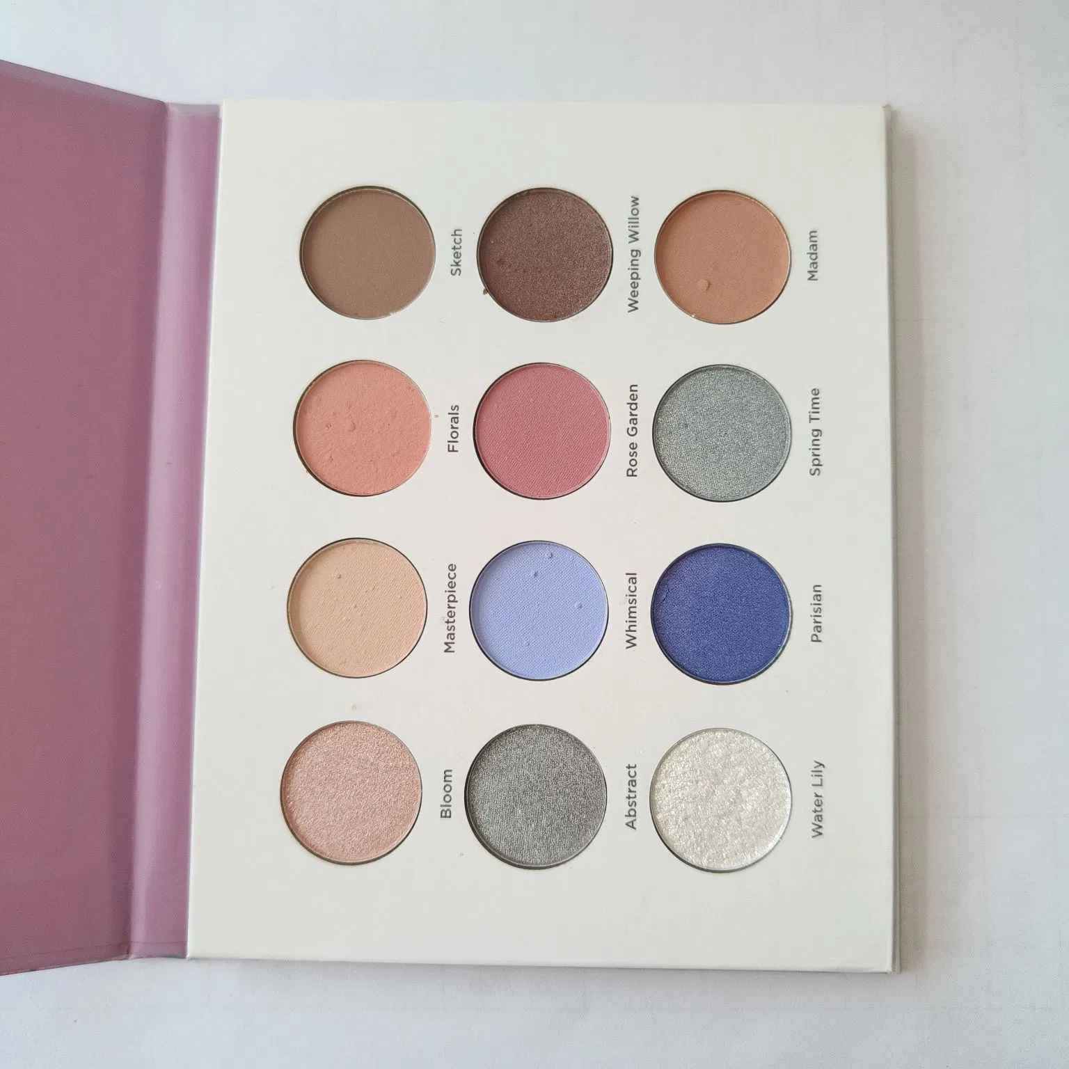 Unique Customizable Eyeshadow: Wholesale Bulk Order for Makeup Brands