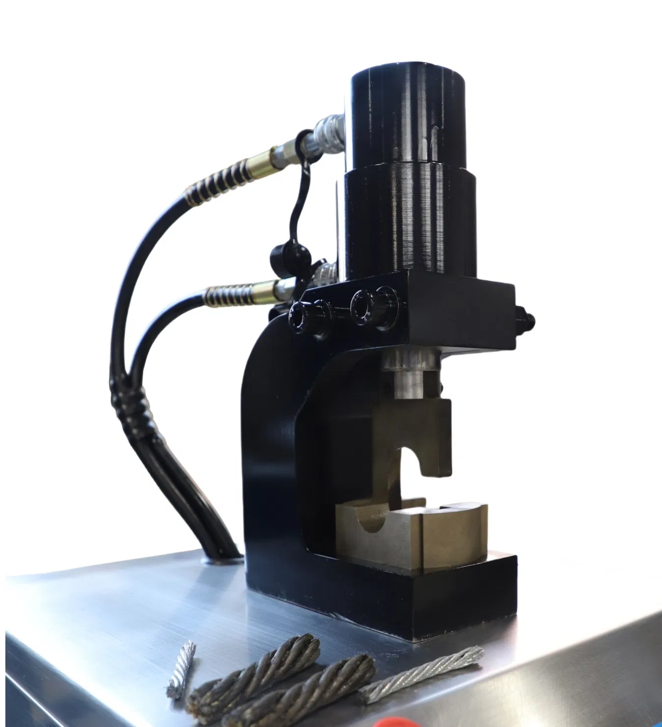 Versatile Hydraulic Cutting Solution for Wire Ropes