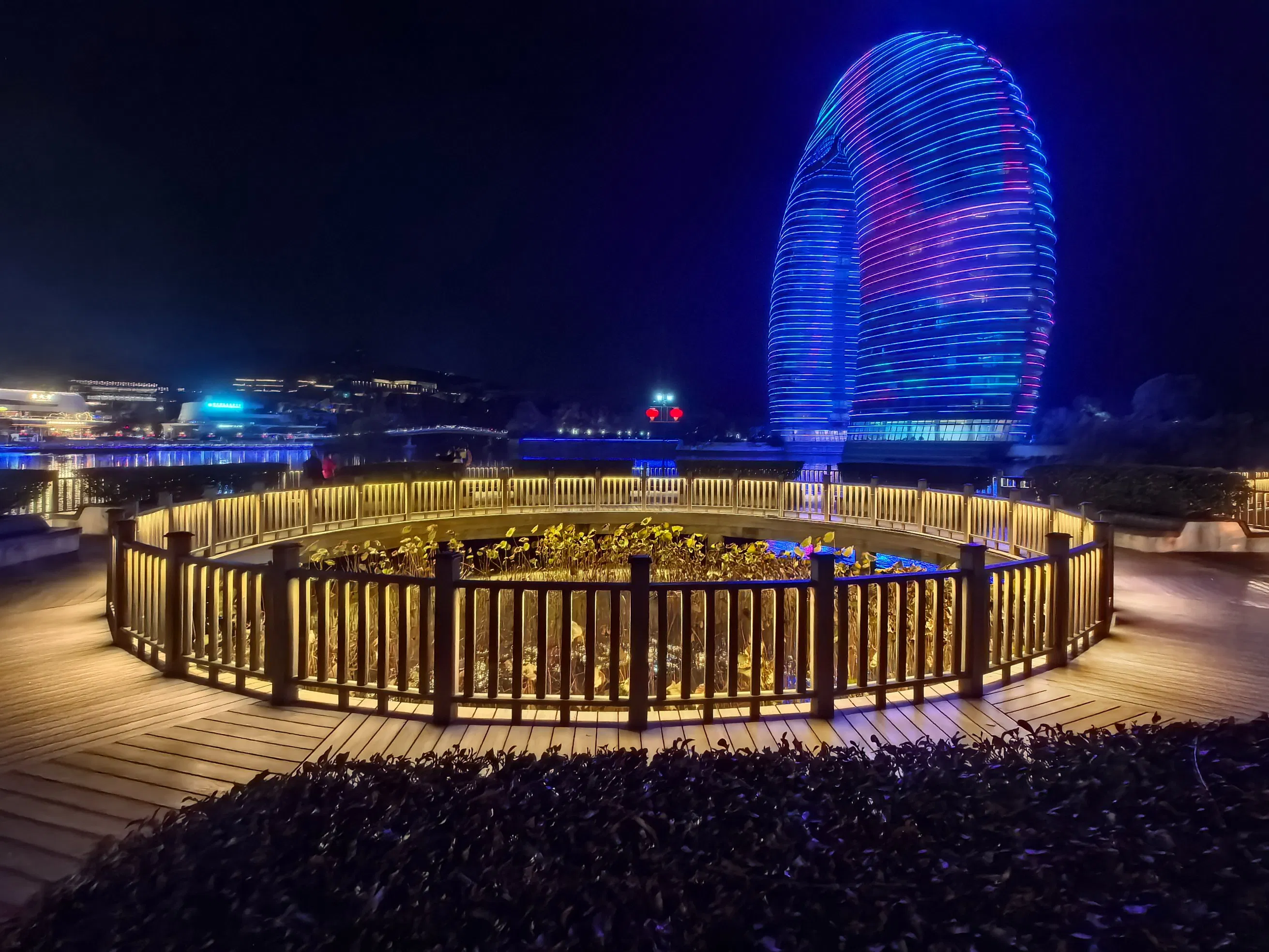 3D Embossing Lightweight Aluminum Co-Extrusion Anthracite Composite Fencing Flooring Building Material Boarding Garden Exterior Decking for Outdoor Landscape