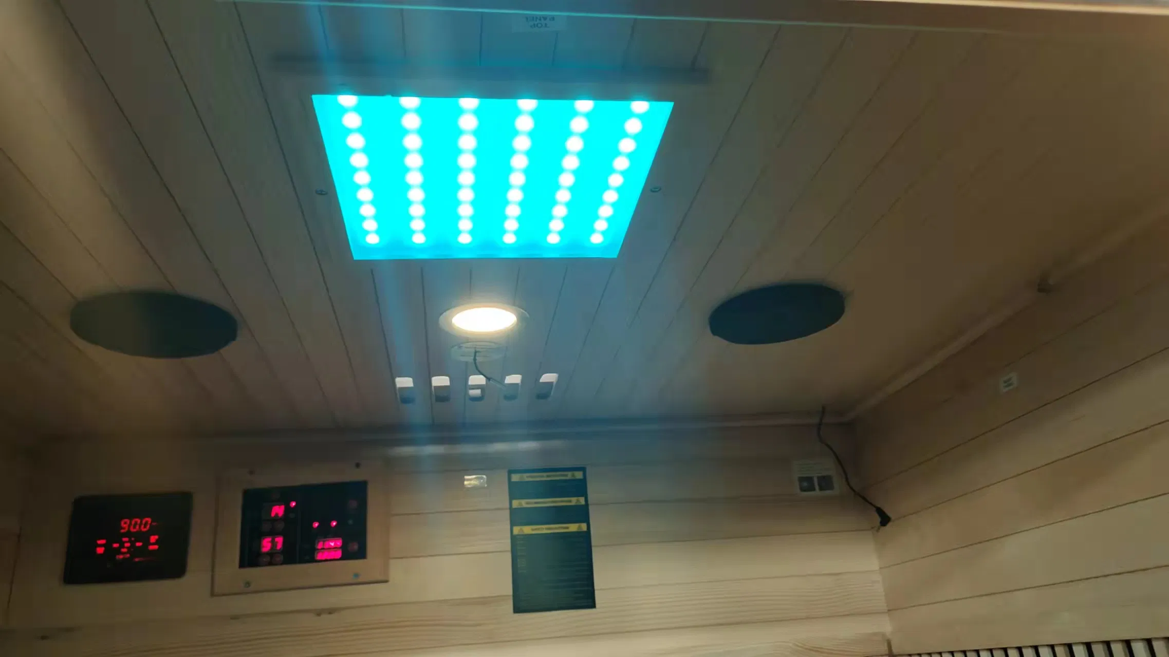 Инфракрасная сауна на 3 человек Joda из канадской хемлока