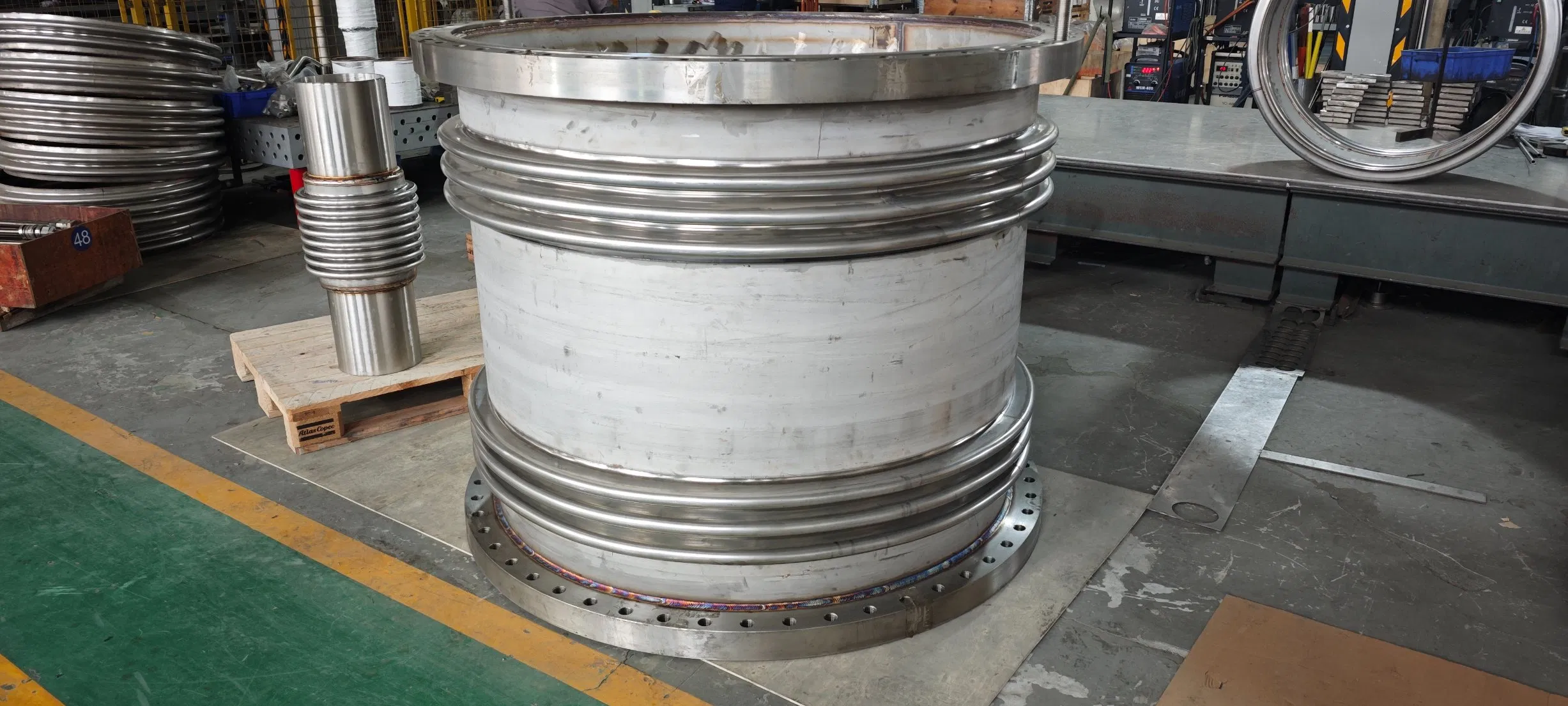 Customized Large Bore Stainless Steel Bellows Expansion Joint Manufacturer