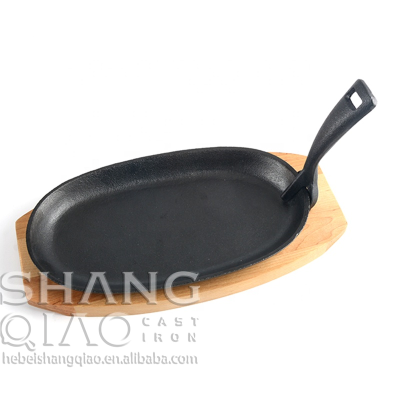 Ideal for Fajitas & Table Serving Cast Iron Sizzling Steak Pan with Wooden Base