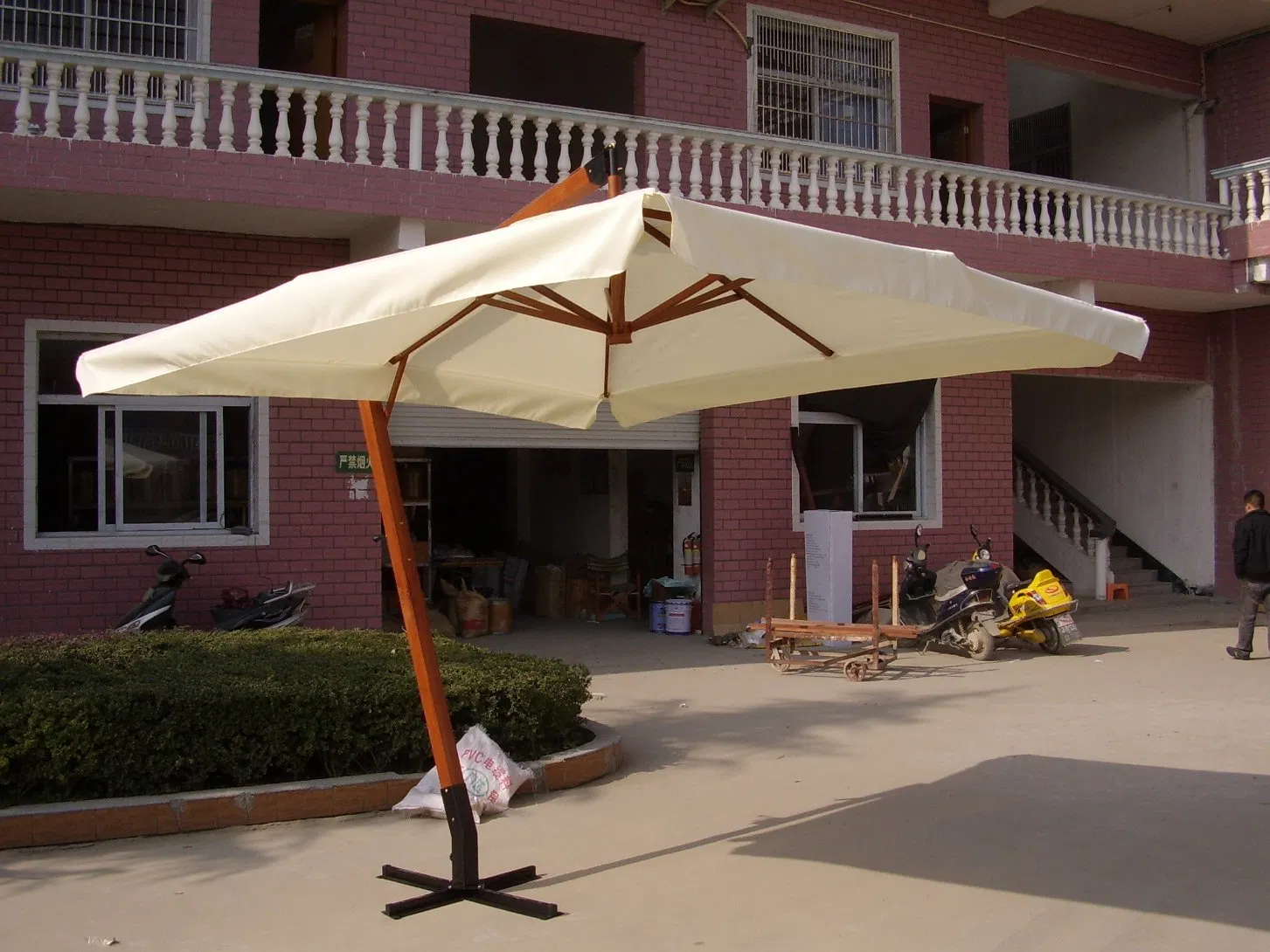 Outdoor Garden Square 3X3m Wooden Hanging Umbrella Parasol with Flap High Quality