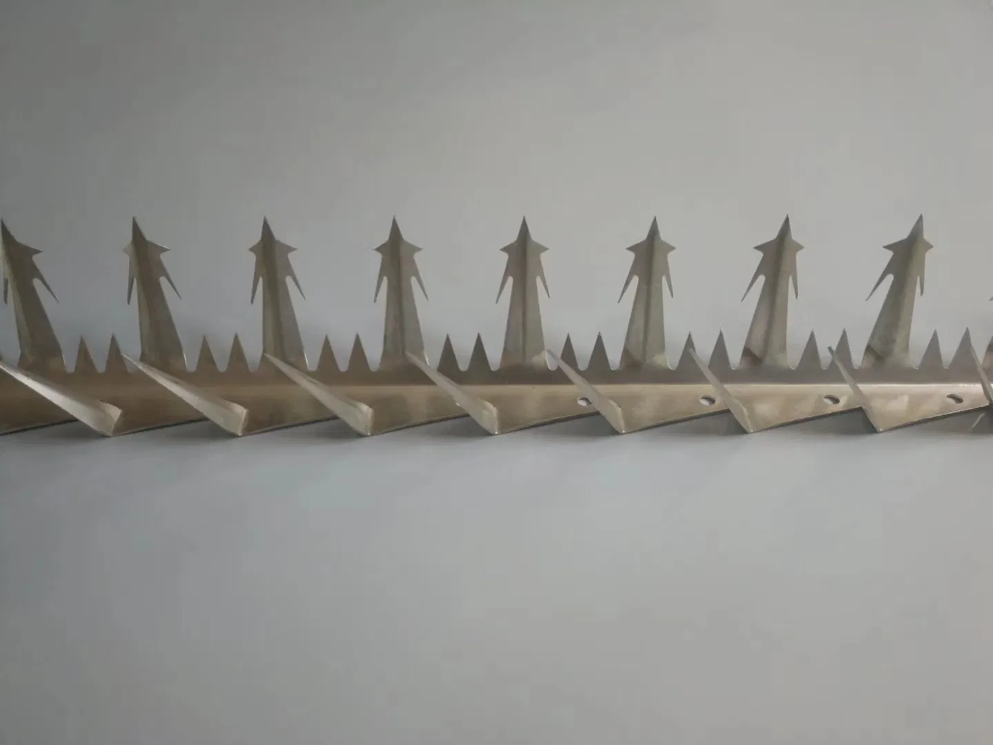 Galvanized Wall Spike Supplier