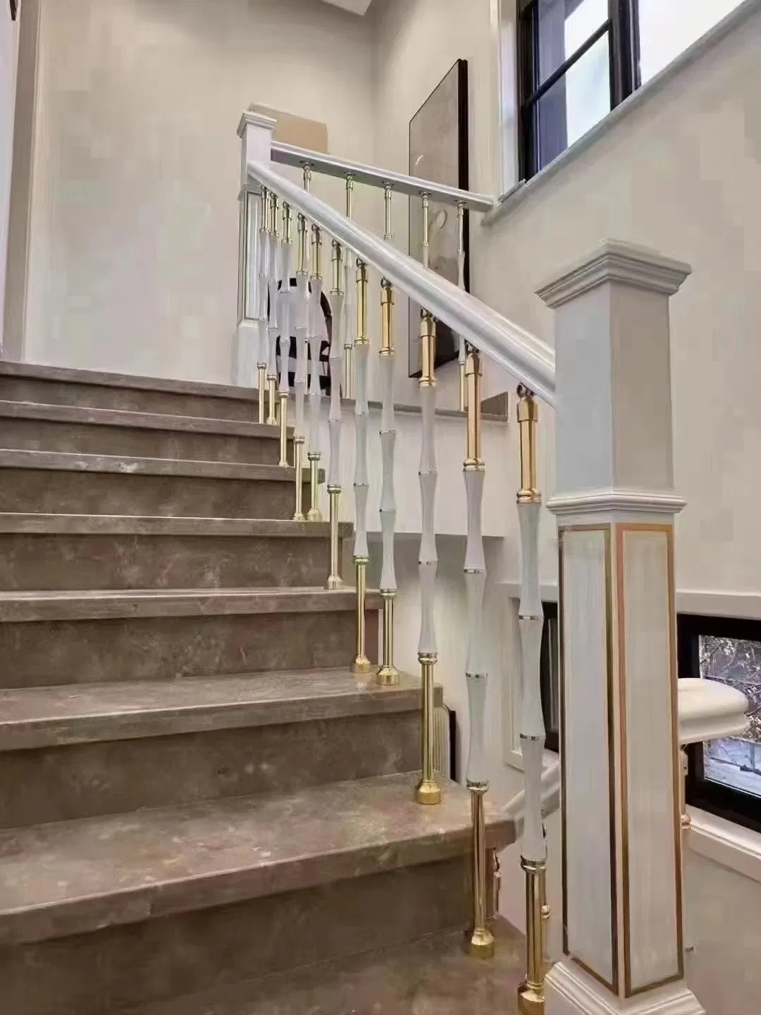 Factory Price Popular Black Gold 44-Inch Iron Balustrades of The Villa