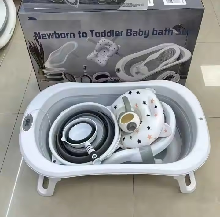 Складная детская ванночка для купания малышей