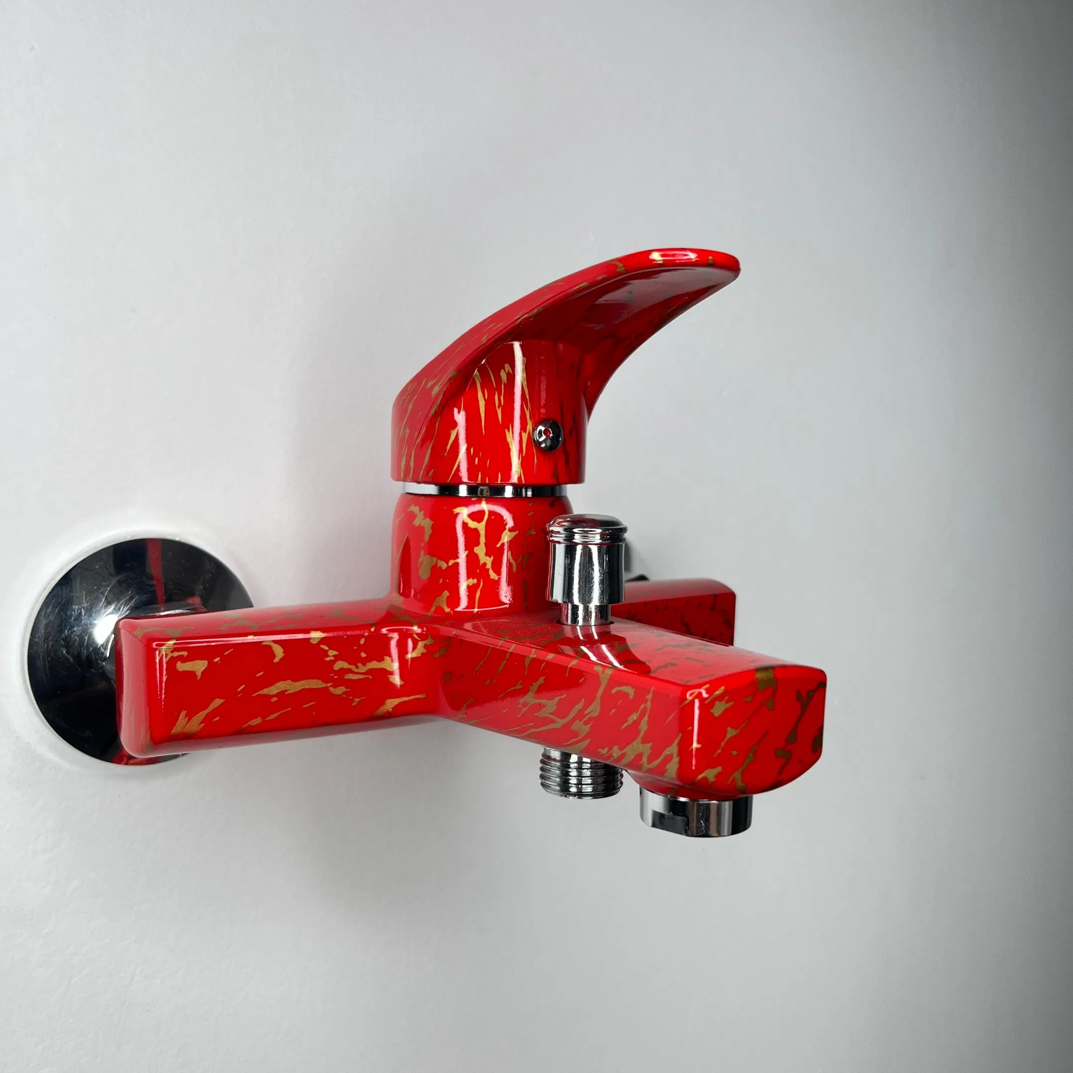 Однорычажный душевой смеситель с никелированным покрытием