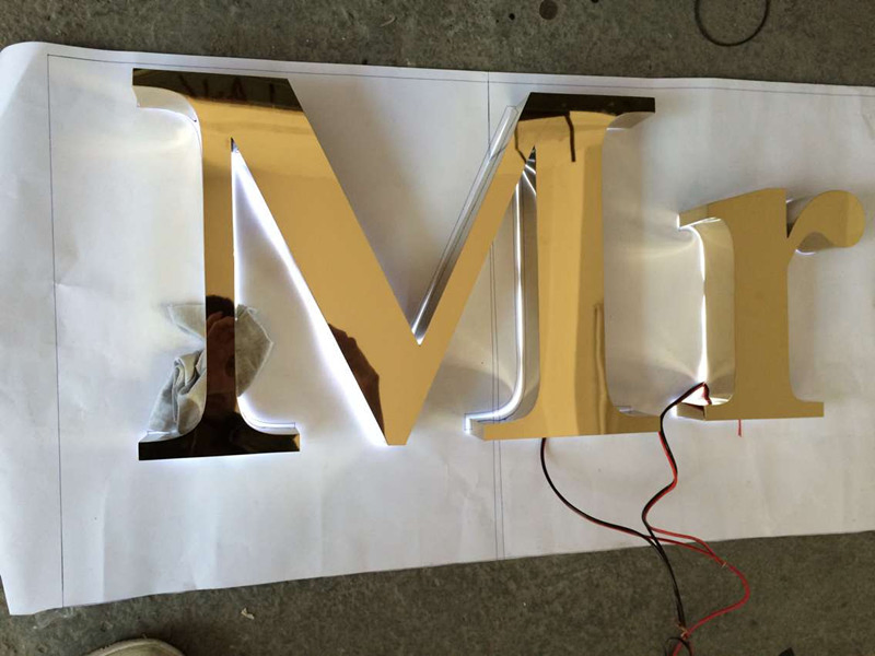 LED Acrylic Illuminated Advertising Plastic or Metal 3D Letter