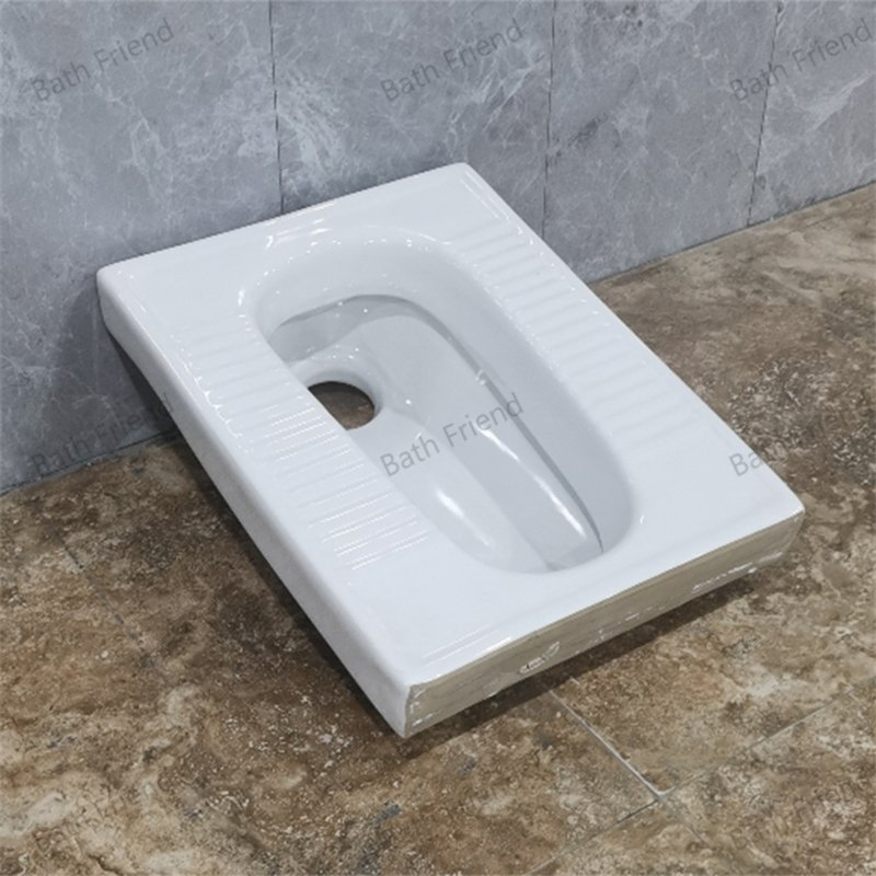 Small Bathroom Squatting Pan Toilet Ceramic Wc with Marble Made in China Victory Toilet Wc Pan