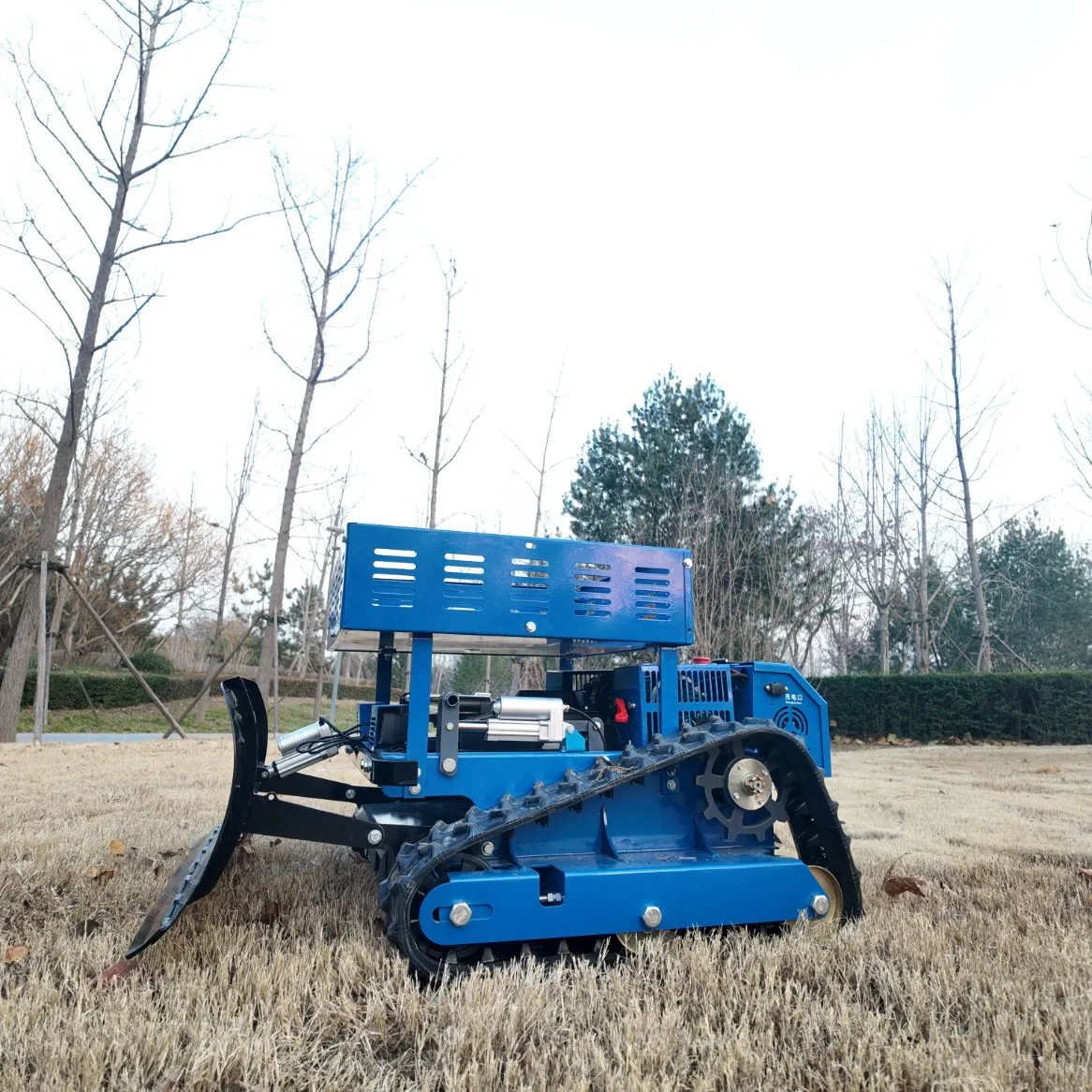 Робот-газонокосилка 550 мм с GPS и пультом ДУ